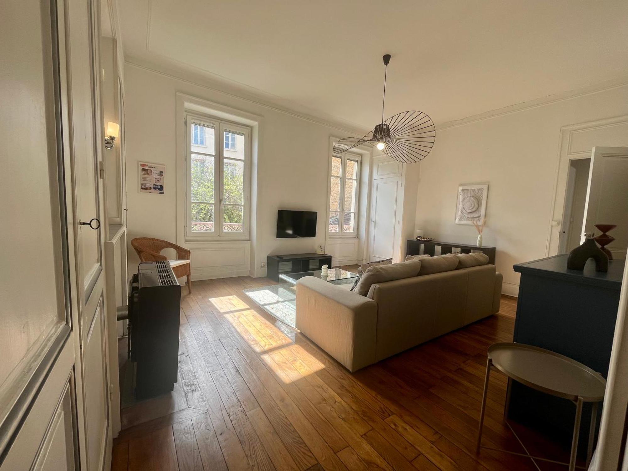 Suite Lavanni Lyon Exterior photo